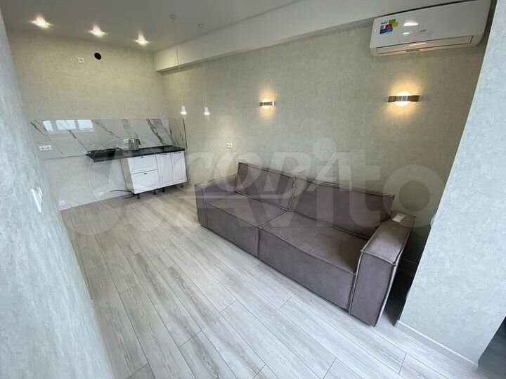 2-к. квартира, 42 м², 9/15 эт.