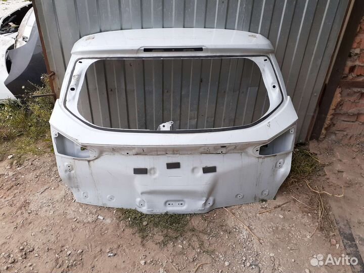 Крышка багажника Ford Focus 3 универсал