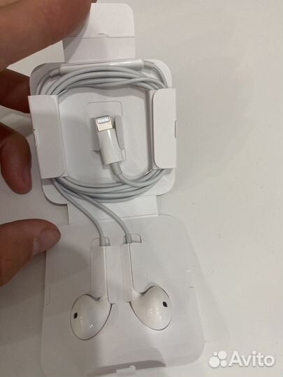 Наушники earpods