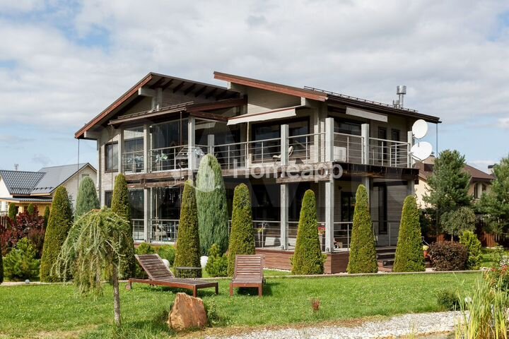 Дом 330 м² на участке 26 сот.