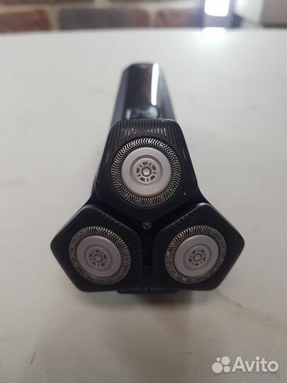 Электробритва Philips Series 5000 SkinIQ S5585/10