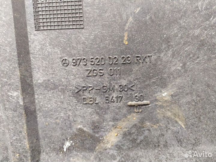 Защита двигателя правая Mercedes-Benz Atego