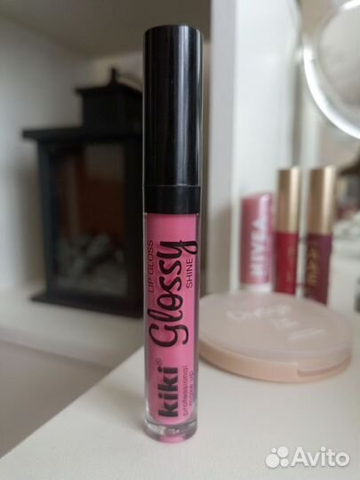 Блеск для губ Kiki