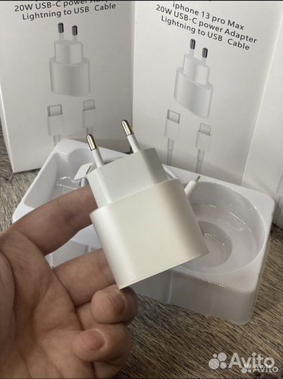 Быстрая зарядка iPhone 20w + провод