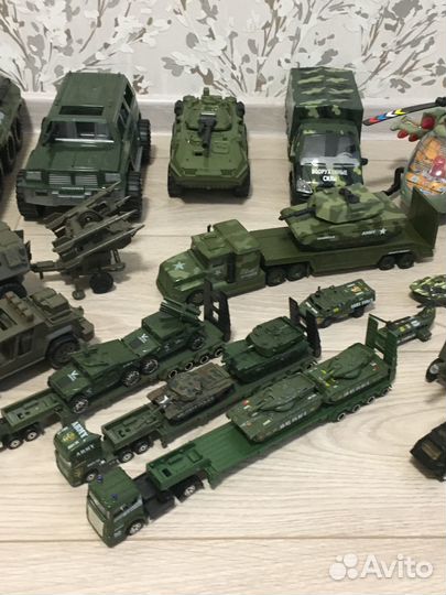 Игрушки военная техника