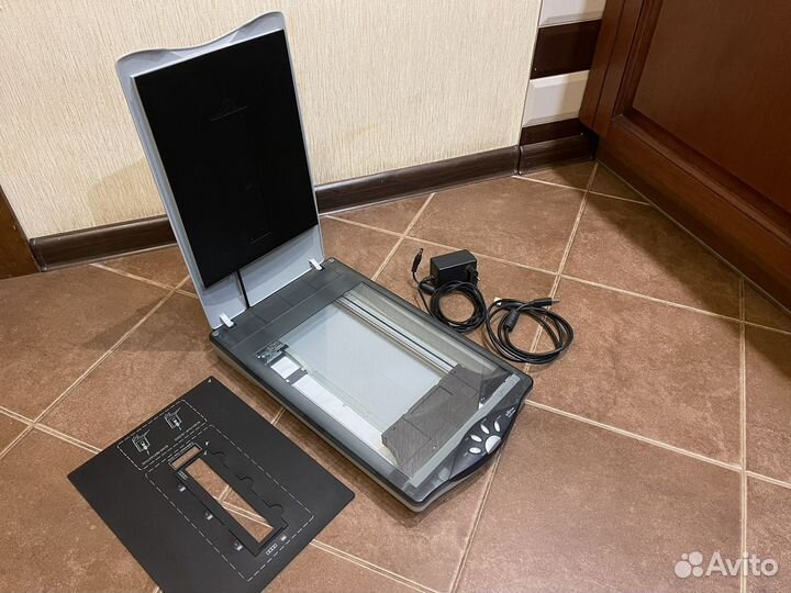 Сканер Mustek Bear Paw 2448 TA Plus