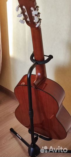 Классическая гитара yamaha CG 102 Indonesia