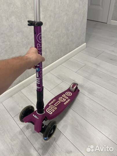 Самокат maxi micro deluxe LED