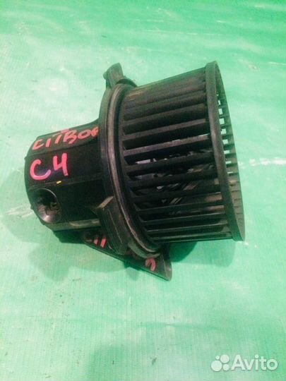 Моторчик печки Citroen C4