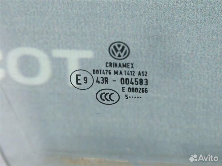 Стекло передней правой двери VW Jetta 5 (2005-201