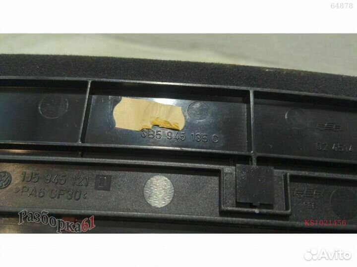 Фонарь volkswagen passat B5 На заднее стекло