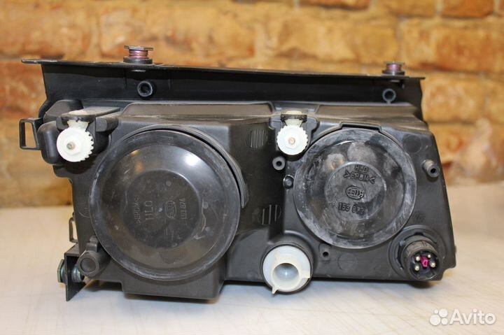 Фара VW Passat B5 (1996-2000) левая