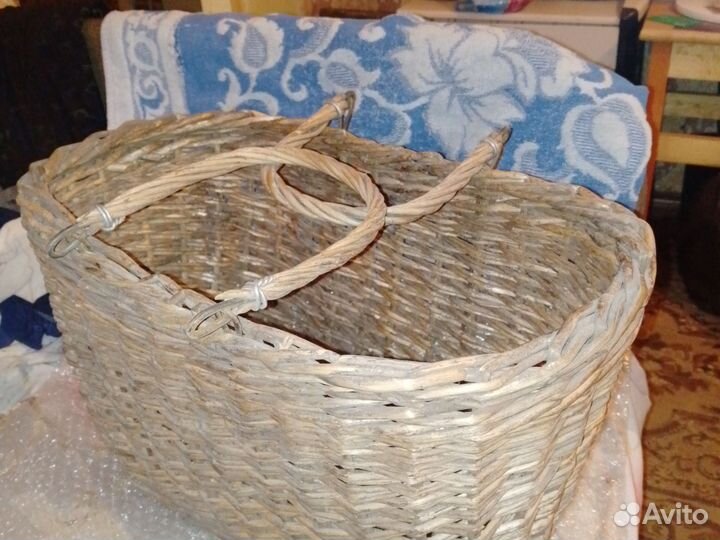 Корзина плетеная