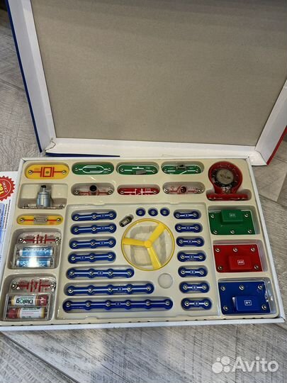 Конструктор знаток 180 схем