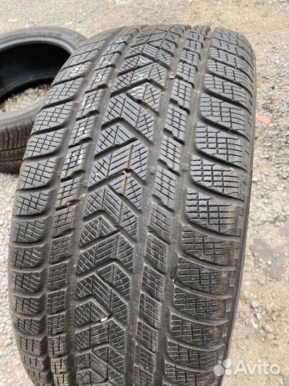Pirelli Scorpion Winter 265/45 R20