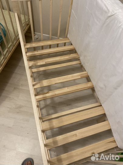 Детская кроватка