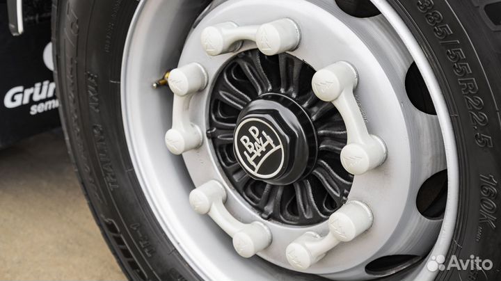 Полуприцеп контейнеровоз Grunwald Gr.C-L3, 2024