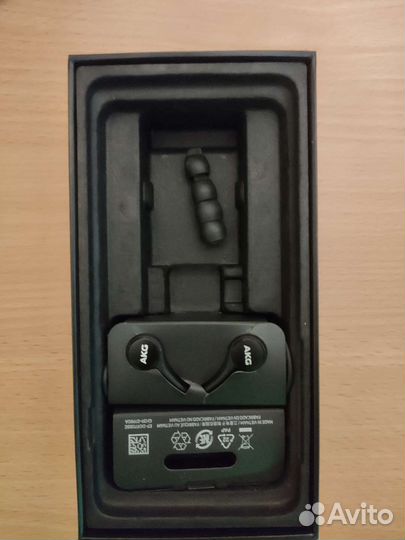 Телефон Samsung s10