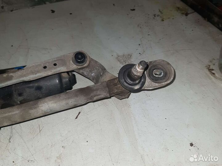 Трапеция стеклоочистителя дворников mazda 3 bk