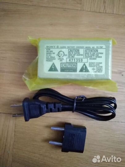 Зарядное устройство для видеокамеры Sony