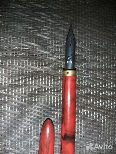 Ручки перьевые и шариковые СССР