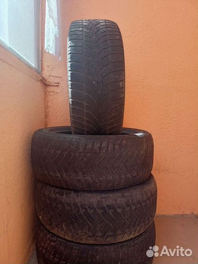 Winter Tact Snow + Ice 225/50 R17