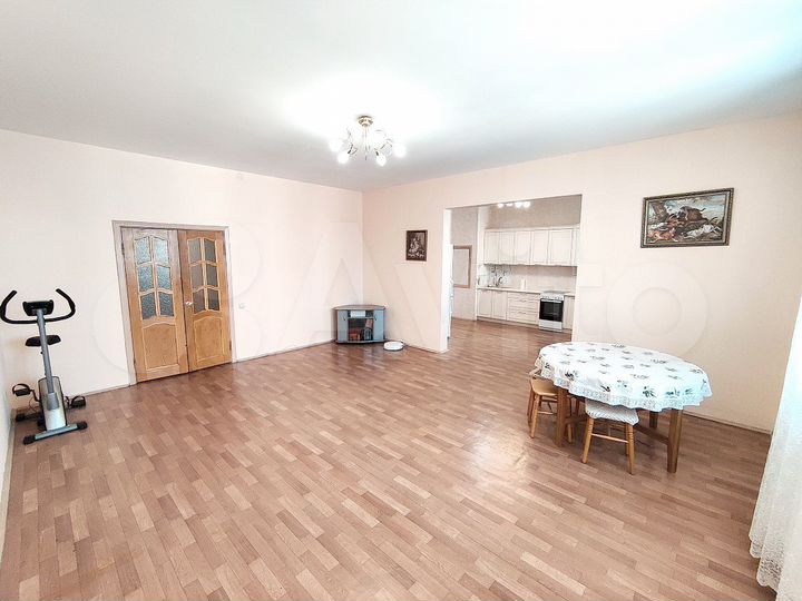 3-к. квартира, 118 м², 11/22 эт.