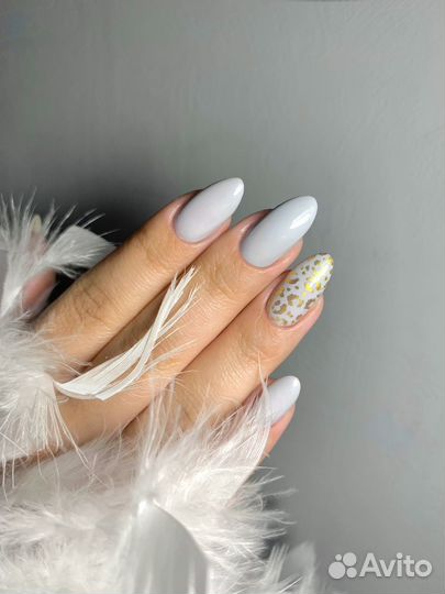 Маникюр, наращивание ногтей, выкладной френч