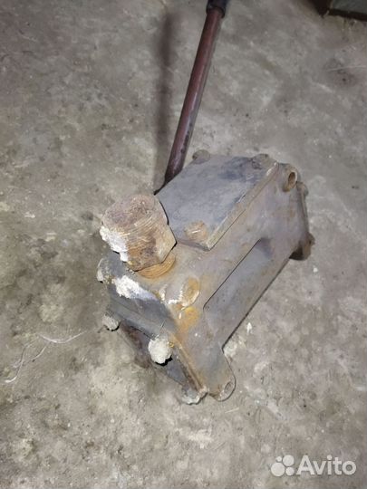 Ручной водяной насос