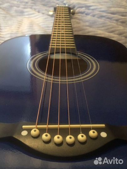 Акустическая гитара
