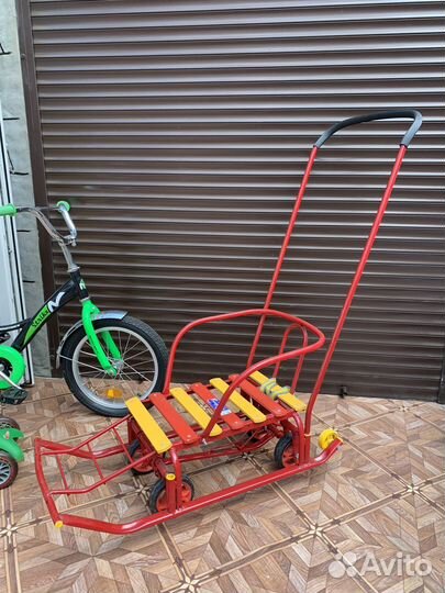 Детские велосипед, санки, самокат