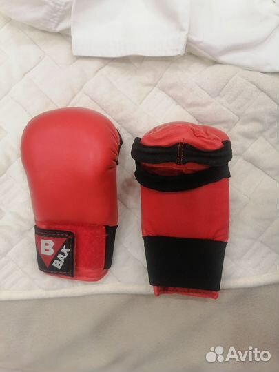 Перчатки для каратэ