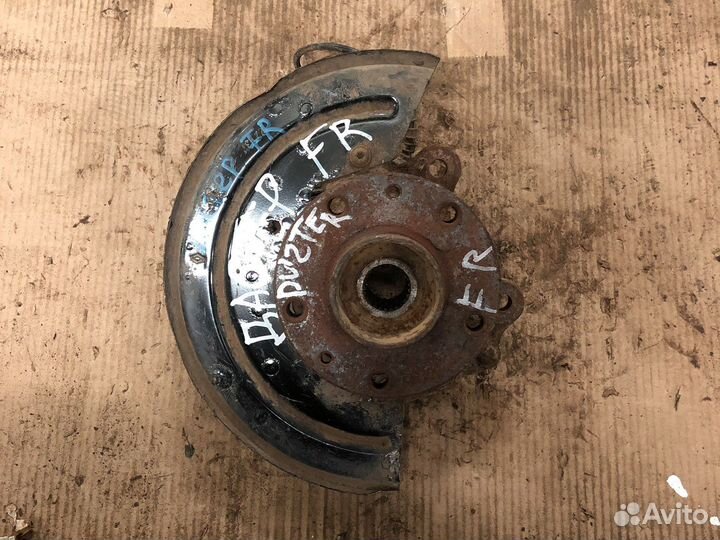 Renault duster кулак поворотный