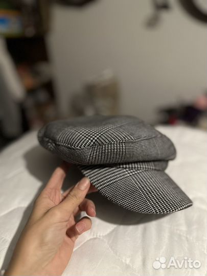 Женская кепка flat cap ZaRA