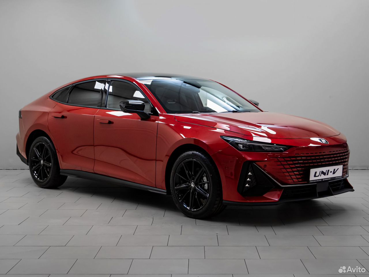 Changan UNI-V 1.5 AMT, 2025