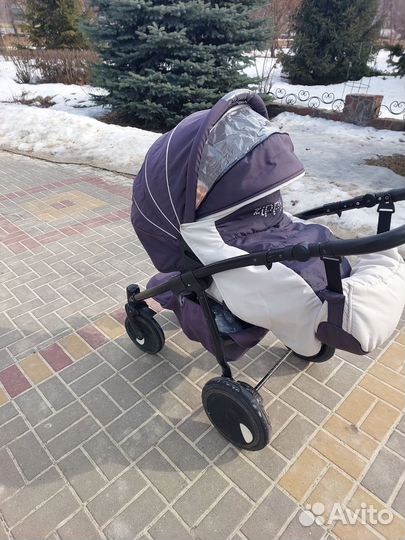 Коляска 3 в 1 с автолюлькой