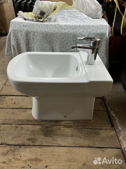 Биде напольное