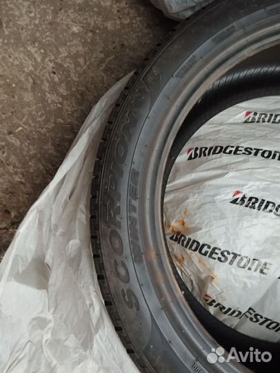 Pirelli Scorpion Winter 295/40 R21 111V