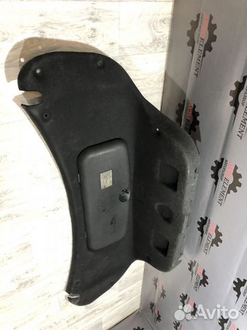 Обшивка крышки багажника BMW e60