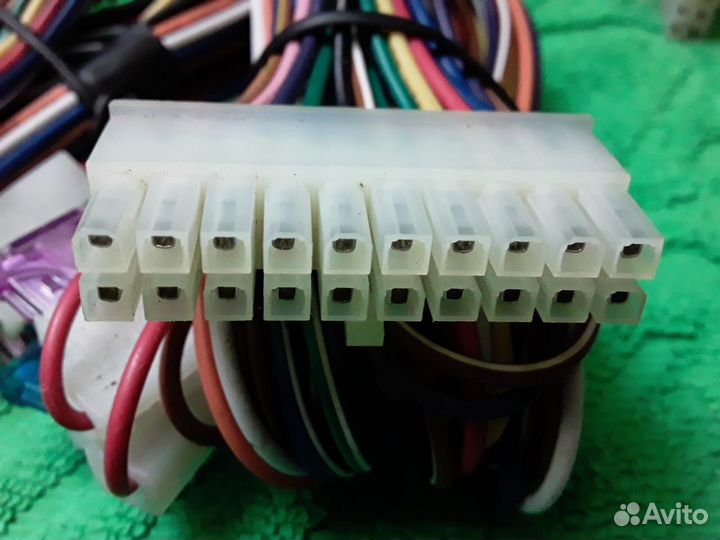 Провода(жгут) с предохранителями и разьемом