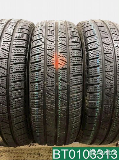 Pirelli Carrier Winter 205/65 R16C T