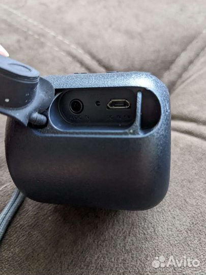 Портативная колонка Sony SRS-XB01 черный