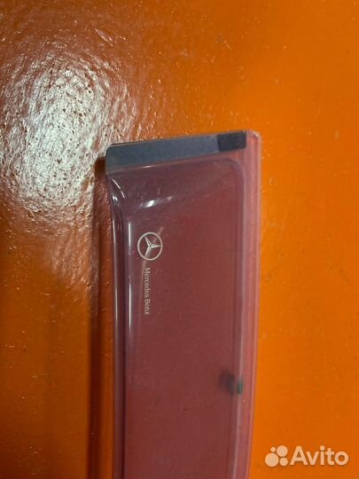 Ветровик, ветровики передний правый Mercedes Benz