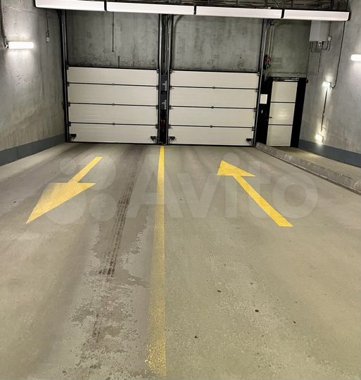 Машиноместо, 18 м²