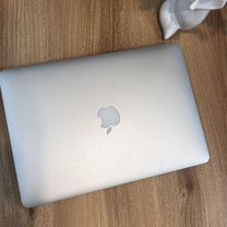 MacBook Air (13-inch, 2017)