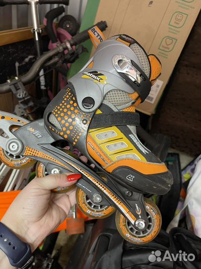 Роликовые коньки (ролики)