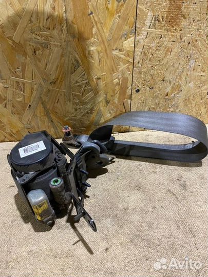 Ремень безопасности передний левый Kia Spectra