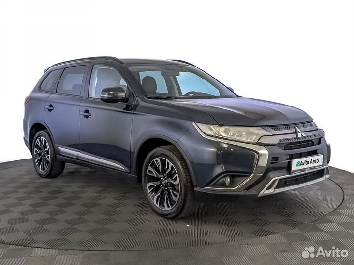 Mitsubishi Outlander 2.0 CVT, 2021, 117 277 км