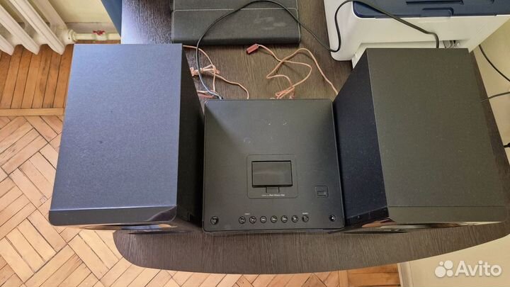 Музыкальный центр Philips бу