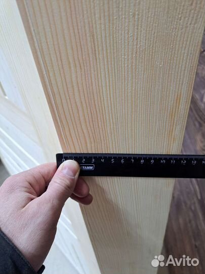 Дверь входная деревянная